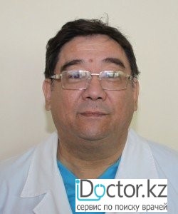На фотографии изображён Травматолог Асылханов Канат Табылдинович