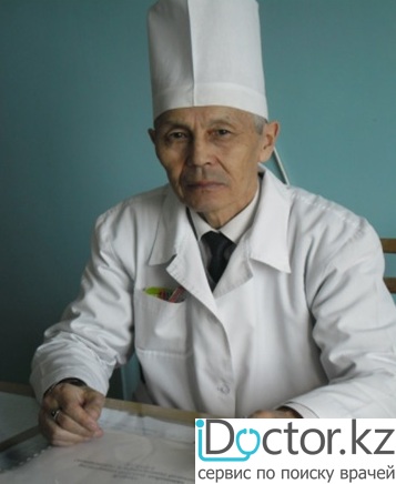 На фотографии изображён Фтизиатр Мукаев Шайхслам Мукаевич