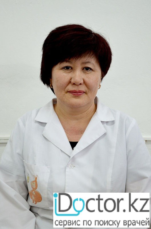 На фотографии изображён ВОП (врач общей практики) Шаяхметова Сандугаш Табулдыевна