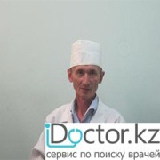 На фотографии изображён Терапевт Жумабек Жакибаев Алшынбаевич