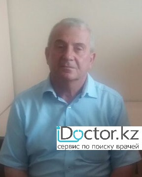 На фотографии изображён ЛОР (отоларинголог) Исаев Талип Исаевич