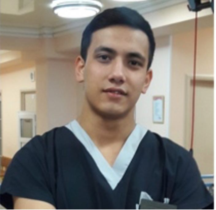 На фотографии изображён  Кибиров Изимжан Закиржанович