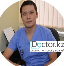 На фотографии изображён Уролог Касымов Бахтияр Галыулы
