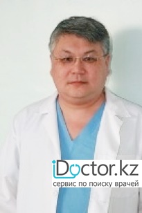 На фотографии изображён Уролог Куандыков Ерлан Амангельдыулы