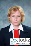 На фотографии изображён ВОП (врач общей практики) Вебер Елена Васильевна