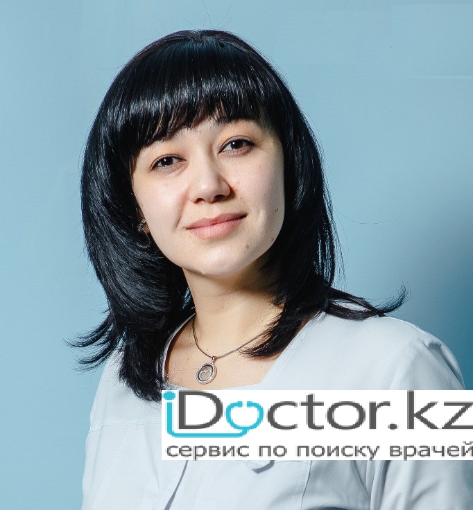 На фотографии изображён Рентгенолог Раимкулова Ирада Абдрашитовна