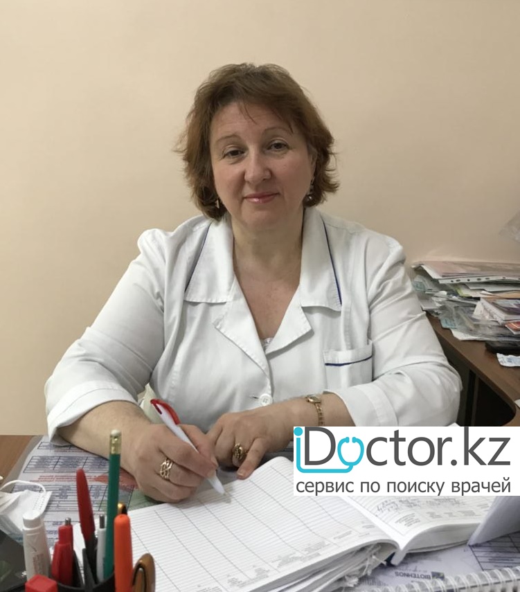 На фотографии изображён  Пудовкина Наталья Алексеевна