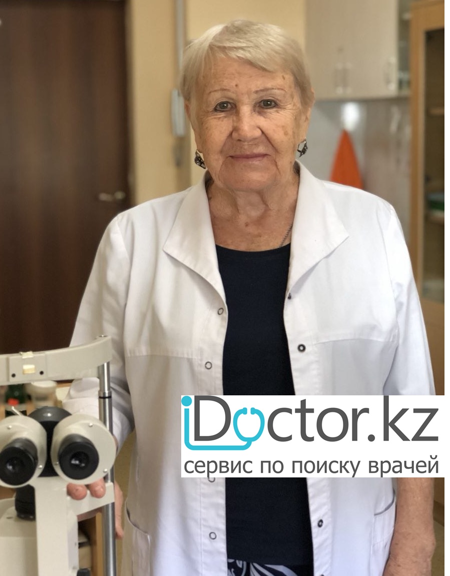 На фотографии изображён  Луговских Лия Александровна
