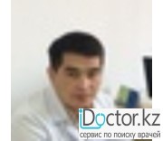 На фотографии изображён Травматолог Алипбаев Демеу Дауылбаевич
