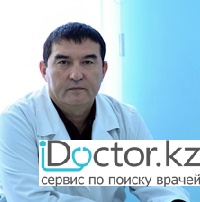 На фотографии изображён Хирург Юнусметов Шавкат Анарметович