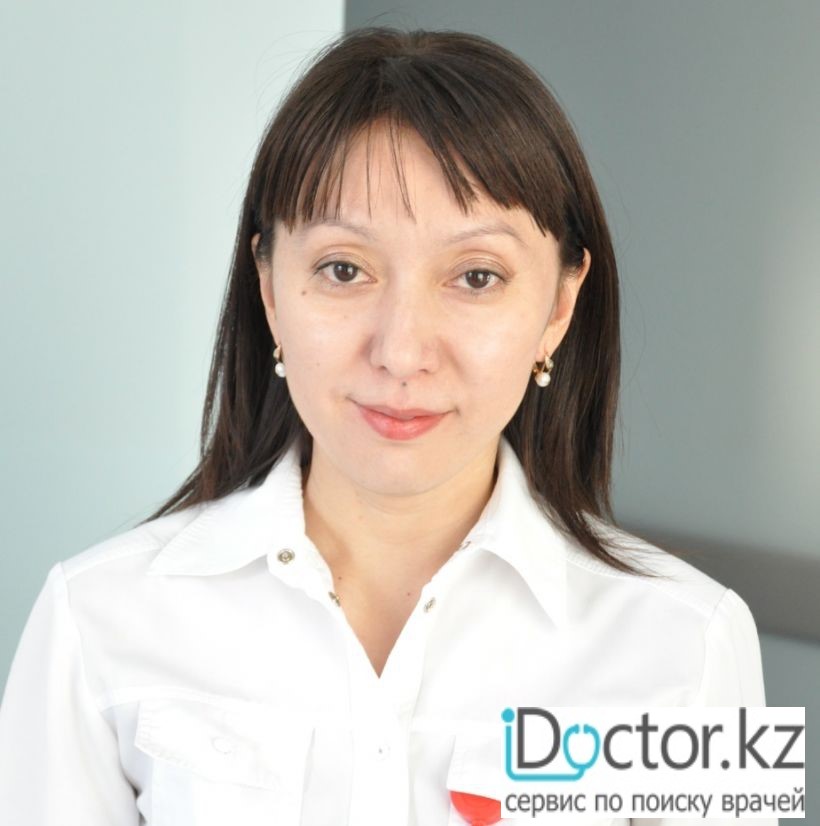 Суретте Офтальмолог (көз дәрігері) Аширова Аксауле Исламбековна