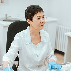 На фотографии изображён Кемелбекова Нуржанат Мамбетовна