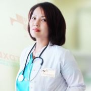 На фотографии изображён Акушер-гинеколог Алдабергенова Гульнар Жарасхановна