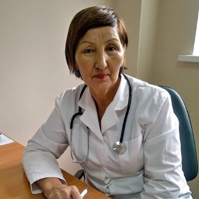 На фотографии изображён Педиатр Айбергенова Гулбану Жумабаевна