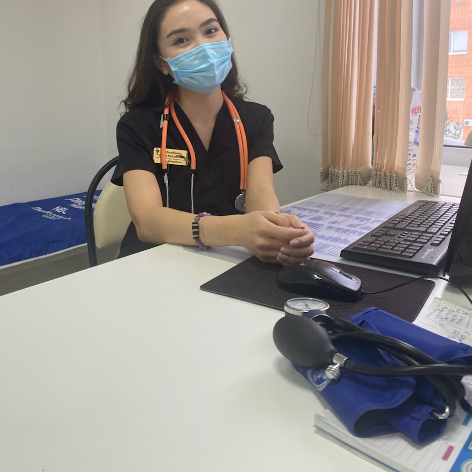 На фотографии изображён  Табынбаева Дана Кайратовна