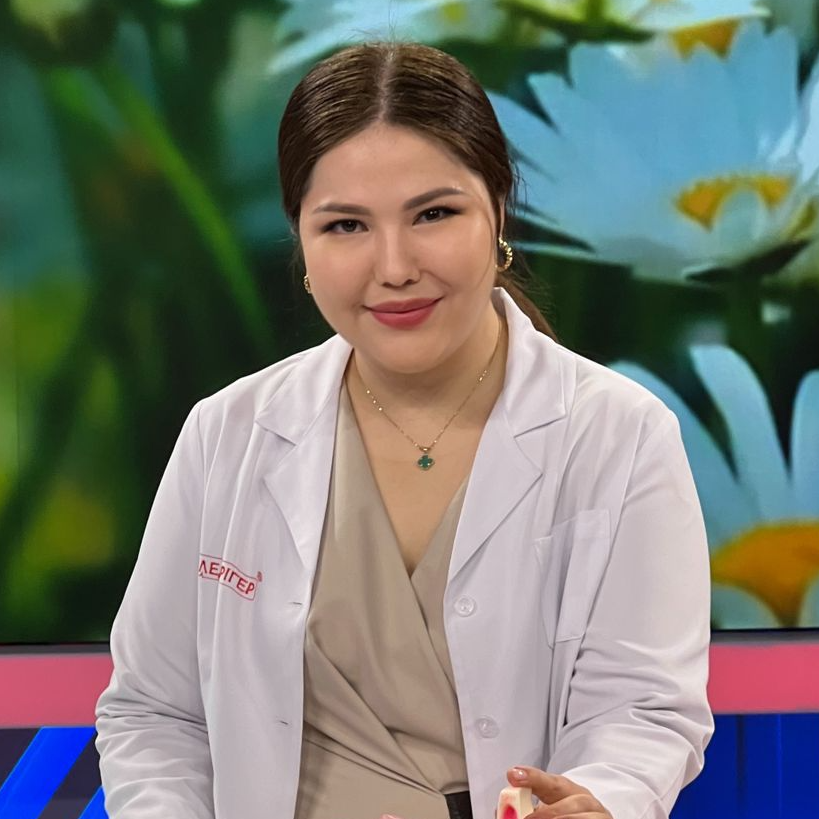 Суретте  Кинаятова Асем Жаппарова