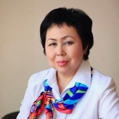 На фотографии изображён Психолог Каиргали Шолпан