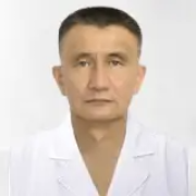 На фотографии изображён Эндоскопист Байжуманов Дауренбек Балтабекович