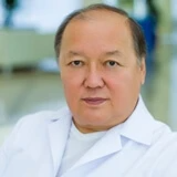 Суретте Хирург Токпанов Серик Имакович