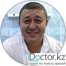На фотографии изображён Травматолог Бакытбек Текиманов Санабекович