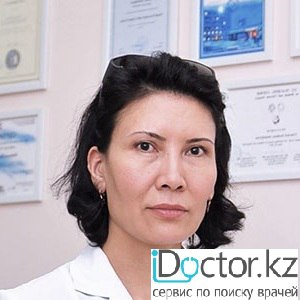 На фотографии изображён Офтальмолог (көз дәрігері) Мухитдинова Гульнара Хайтматовна