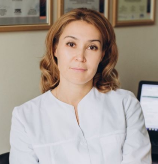 На фотографии изображён Акушер-гинеколог Шерстова Елена Ахатовна