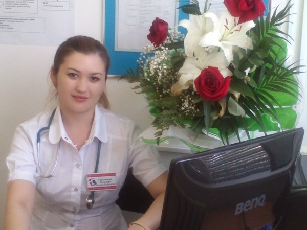 На фотографии изображён Педиатр-неонатолог Орунбаева Нурзифа Каламбаевна