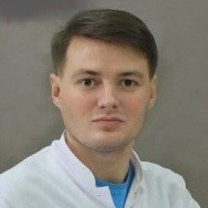 На фотографии изображён Стоматолог-ортопед Перун Алексей Юрьевич