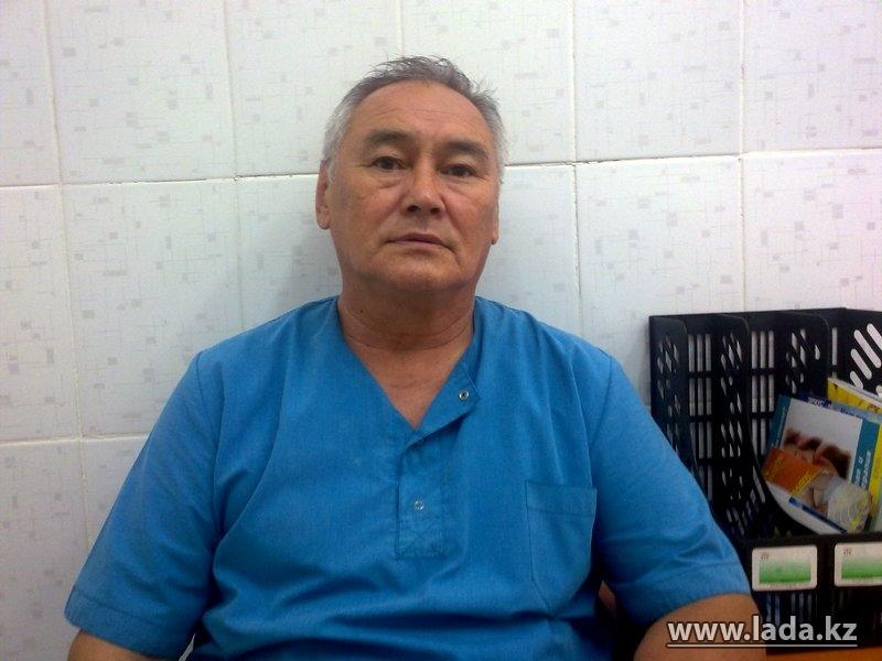 На фотографии изображён Ережепов Габидулла Жеткезгенович