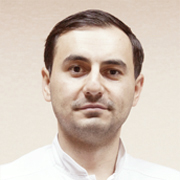 На фотографии изображён  Касимов Полад Исабалыевич