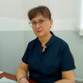 На фотографии изображён Детский травматолог Позднякова Татьяна Васильевна