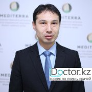 Суретте Садыков Нариман Камильевич