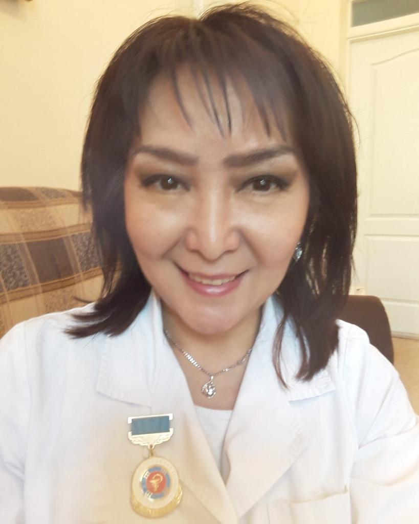 Суретте  Жуматаева Сауле Аймухаметовна