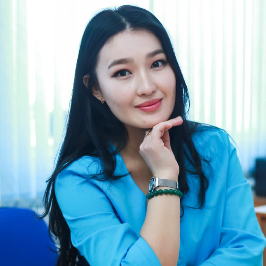 Суретте  АБИШОВА ФАРИЗА Муратовна