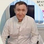 На фотографии изображён Ортопед Молдыбаев Нурдаулет Шаженович