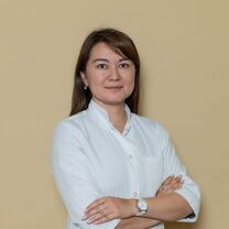 На фотографии изображён Химиотерапевт Тактыбаева Айгерим Кайроллаевна