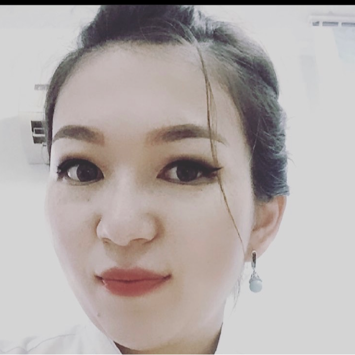 Суретте Акушер-гинеколог Пантелеймон Айнур Алданжаровна