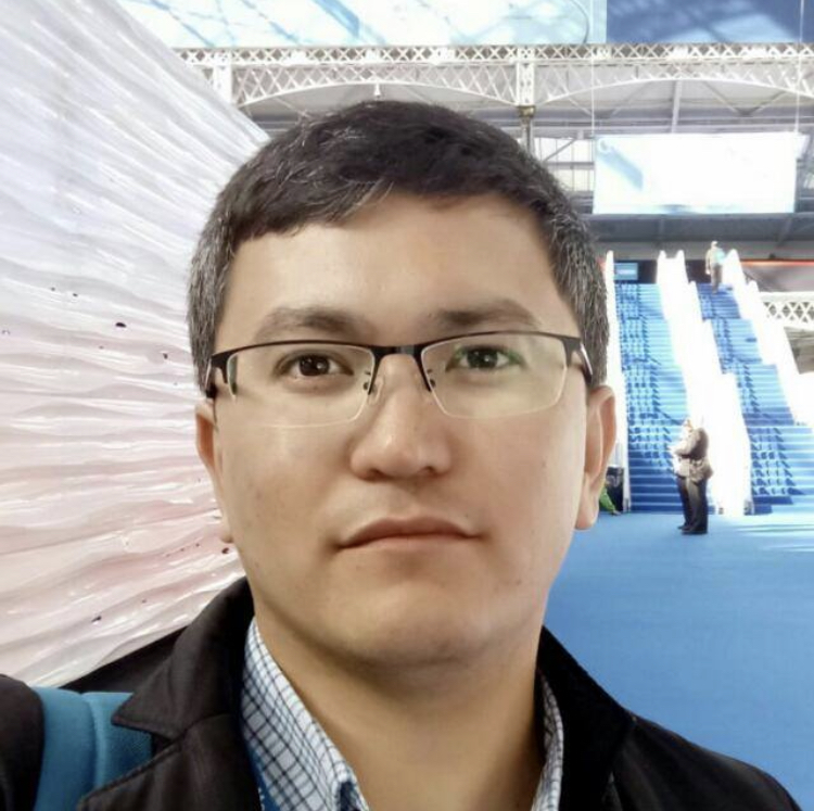 Суретте  Карабаев Нуржан