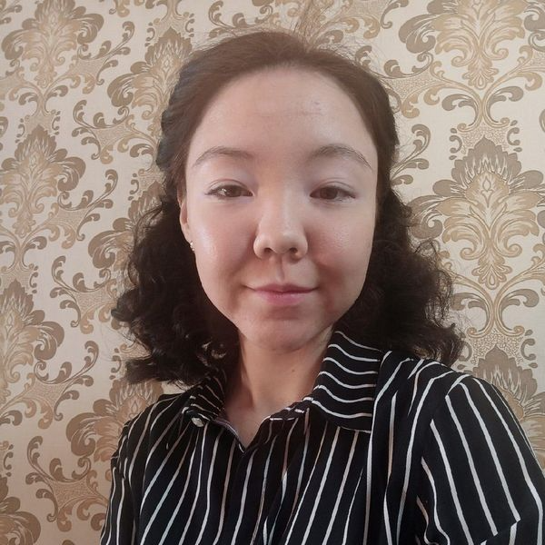 На фотографии изображён  Нарова Дарина