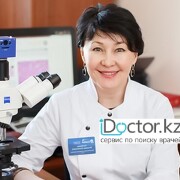 На фотографии изображён  Сатбаева Эльвира Болатовна