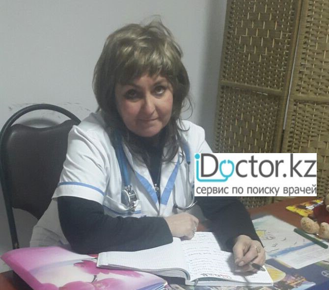 На фотографии изображён  Митковская Оксана Анатольевна