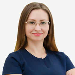 На фотографии изображён Акушер-гинеколог Шаранова Ксения Александровна