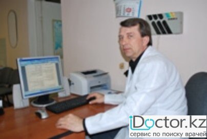 На фотографии изображён Эндоскопист Прасолов Сергей Станиславович