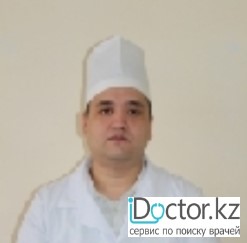 На фотографии изображён Травматолог Ахметов Даурен Маратович