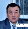 На фотографии изображён ВОП (врач общей практики) Доскулов Ораз Нуралиевич