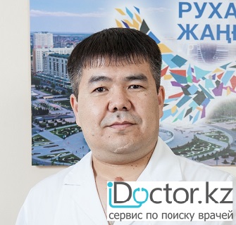 На фотографии изображён Анестезиолог Отебалыев Нуркуат Бисенбаевич